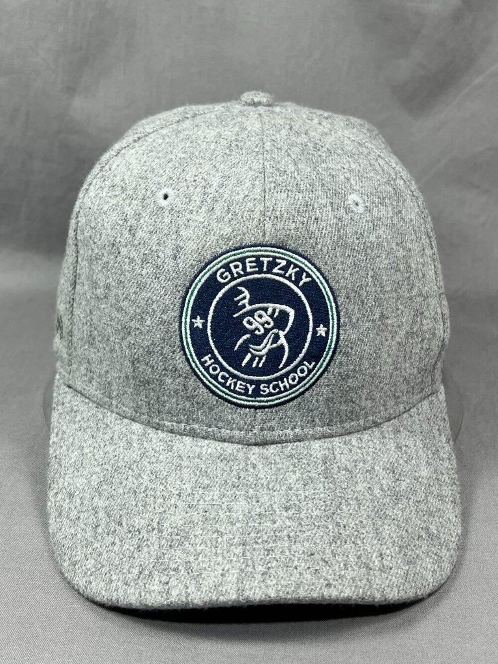 Wayne Gretzky 99 Hockey School Pukka NHL Strapback Hat Cap Gray Wool Blend Mens